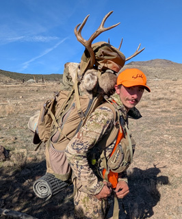 Deer quartered and packing out i went hunting quartered deer packing out